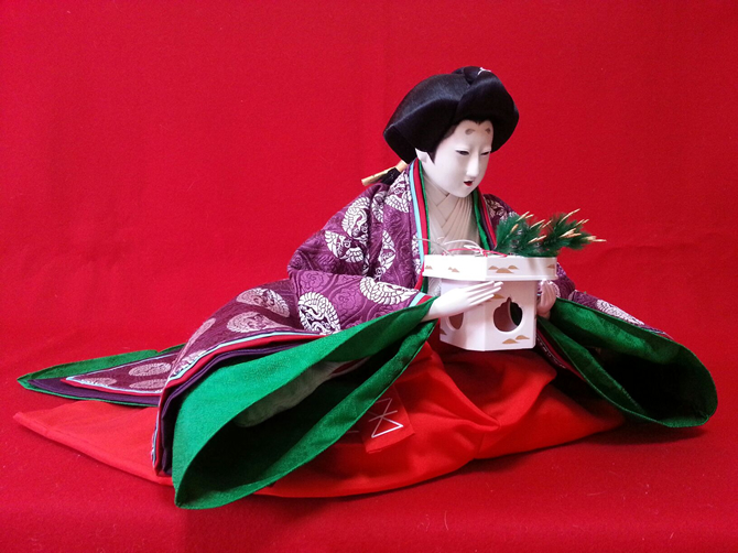 尺三寸官女(人日)